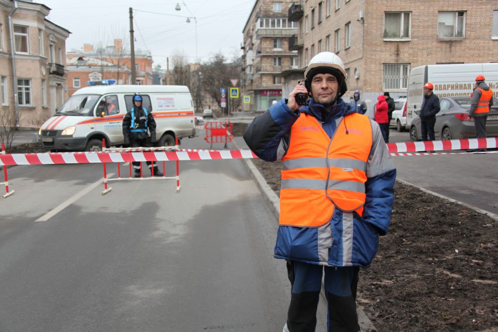 Специалисты АО «Теплосеть Санкт-Петербурга» провели противоаварийные учения в Кировском районе города
