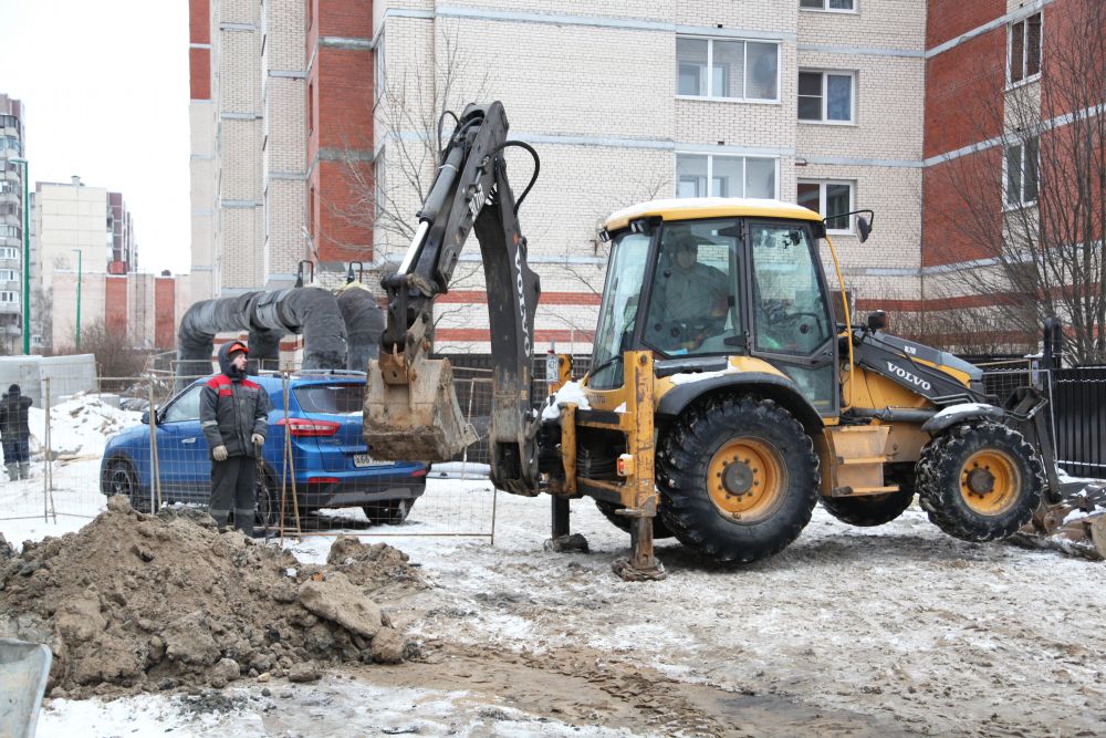 Теплоэнергетики завершили реконструкцию очередного участка распределительной сети «Олеко Дундича», проходящего в квартале, ограниченном улицами Будапештской, Олеко Дундича и Загребским бульваром.